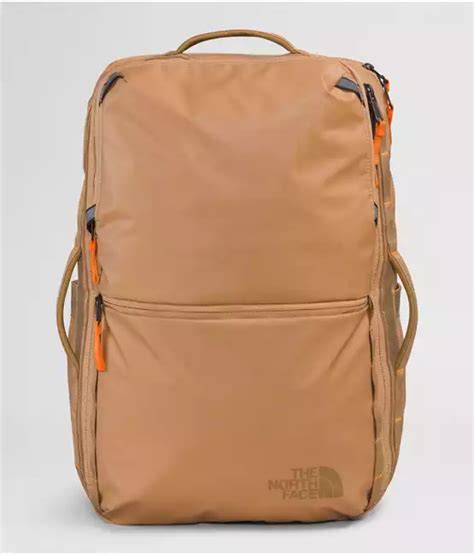 Base Camp Voyager Collection .